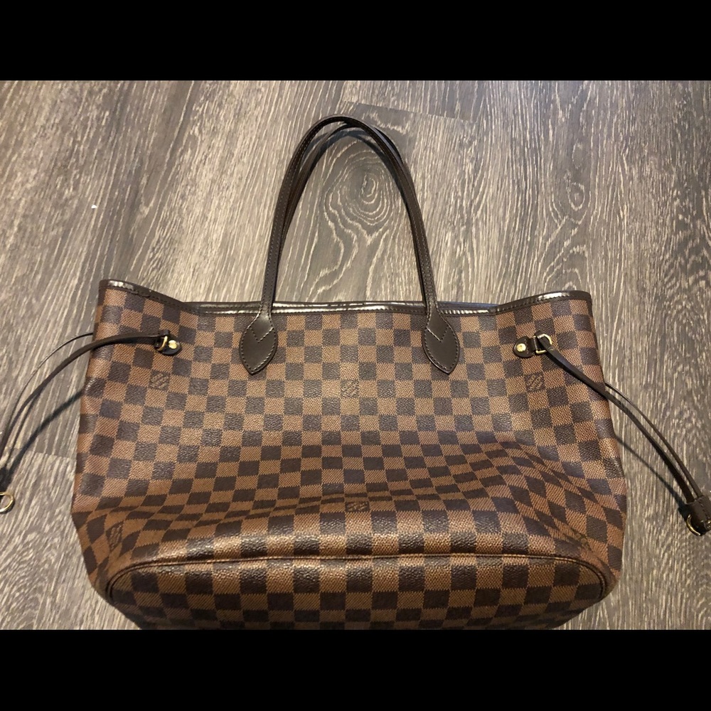 Louis Vuitton Neverfull MM w/ vintage brown box